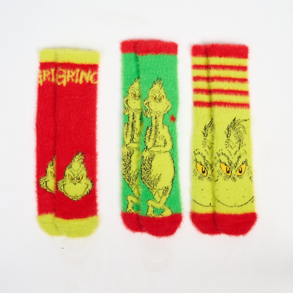 OHS The Grinch Fluffy Socks, Green/Red - 3 Pack>