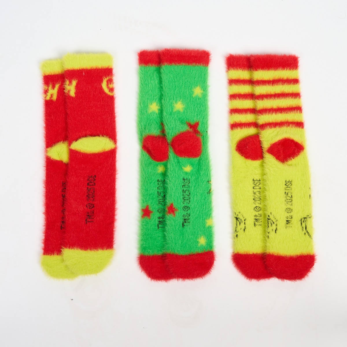 OHS The Grinch Fluffy Socks, Green/Red - 3 Pack>