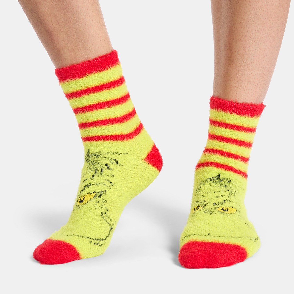 OHS The Grinch Fluffy Socks, Green/Red - 3 Pack>