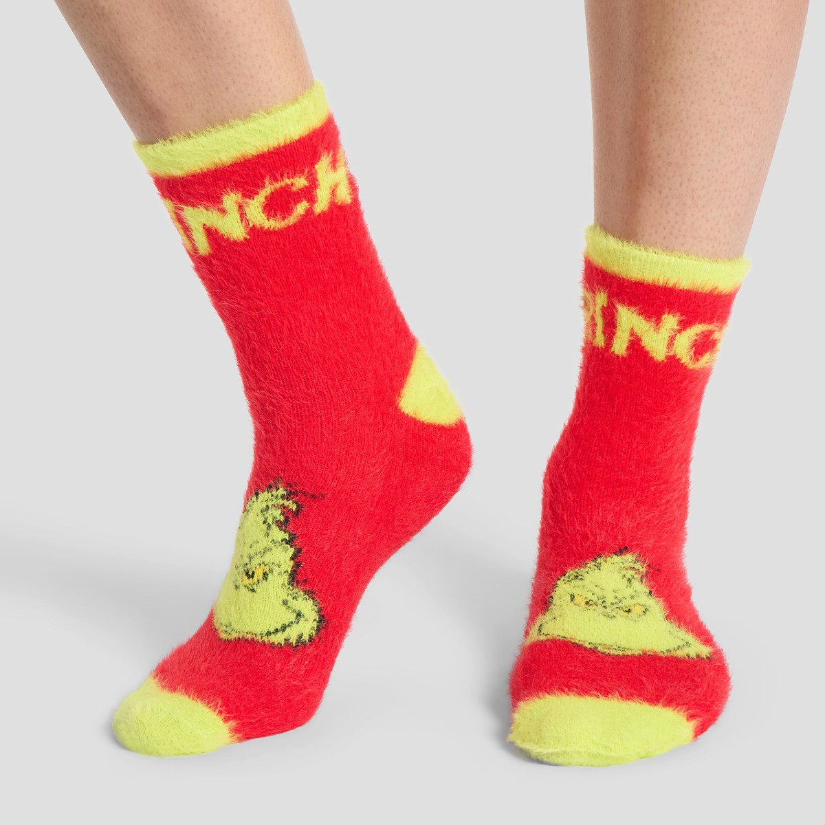 OHS The Grinch Fluffy Socks, Green/Red - 3 Pack>