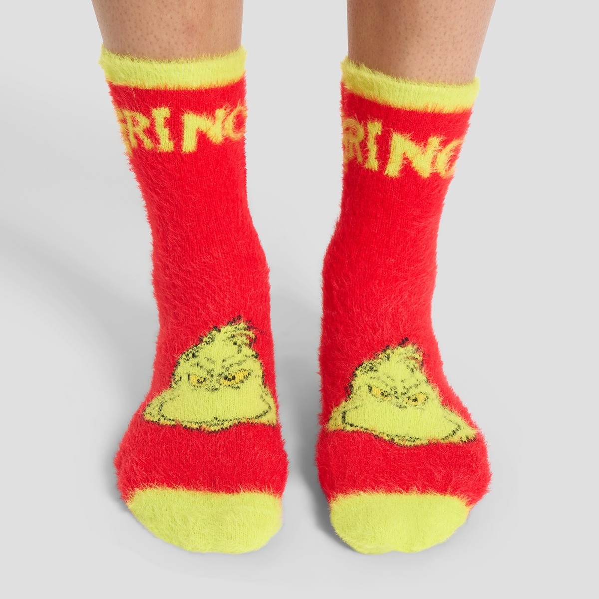 OHS The Grinch Fluffy Socks, Green/Red - 3 Pack>