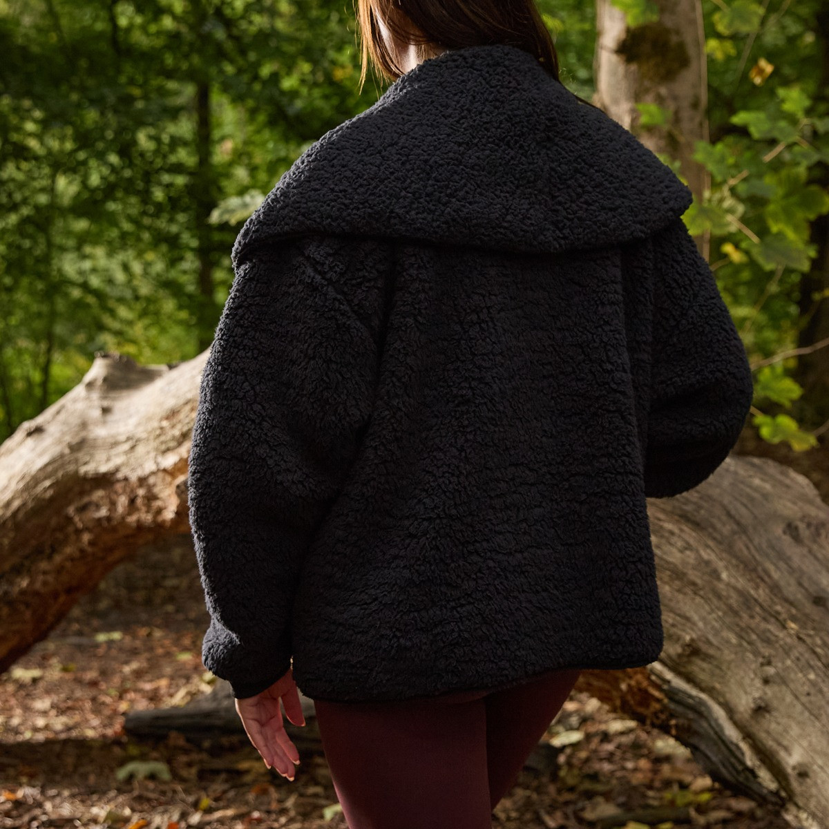 OHS Waterfall Teddy Fleece Shorter Length Cardigan - Black>