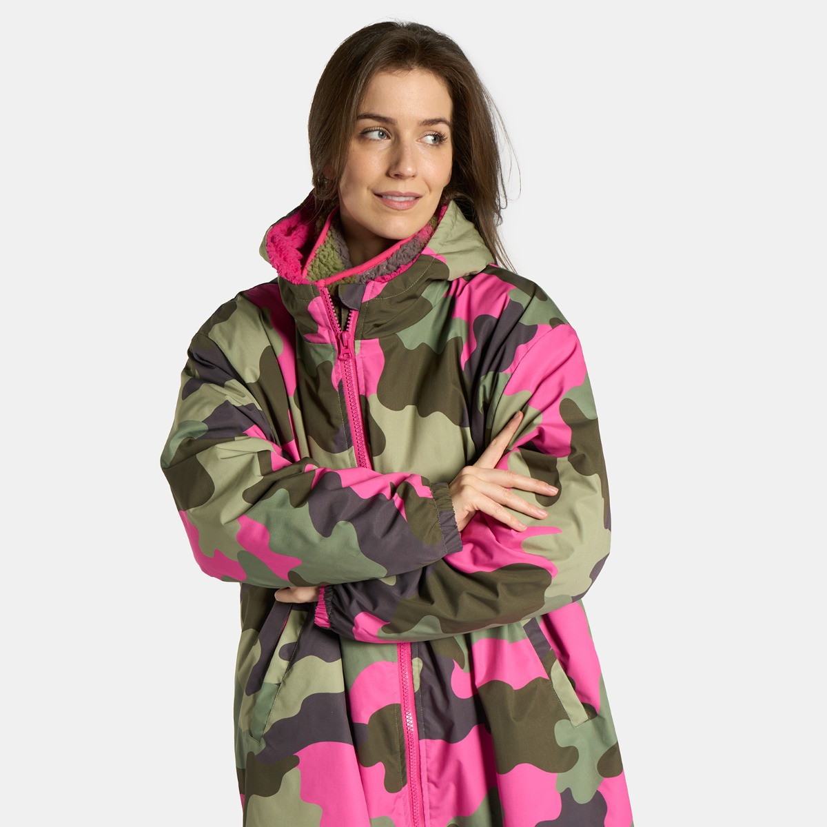 OHS Adults Water Resistant Camo Sherpa Drying Robe - Green/Pink>