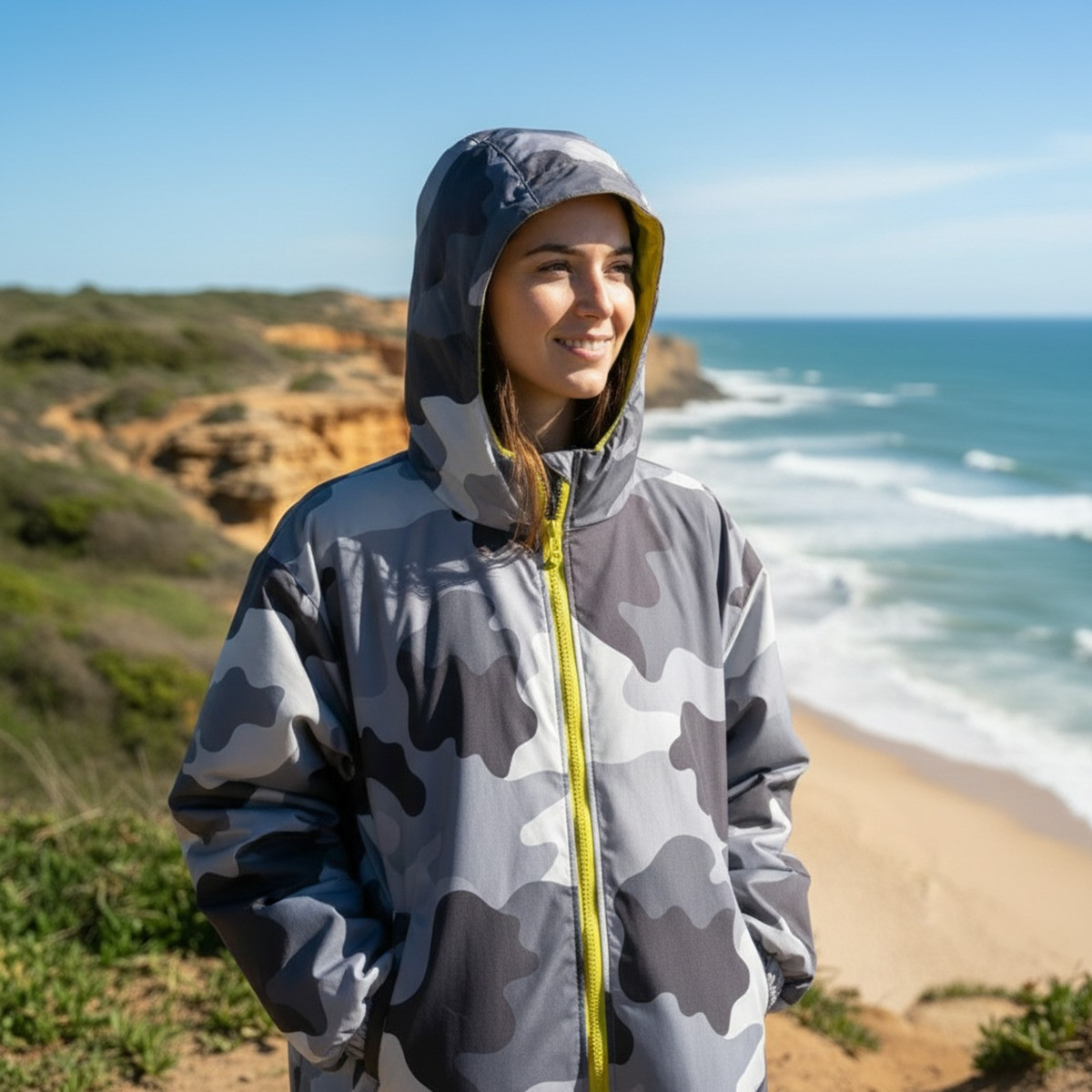 OHS Adults Water Resistant Camo Sherpa Drying Robe - Grey/Green>