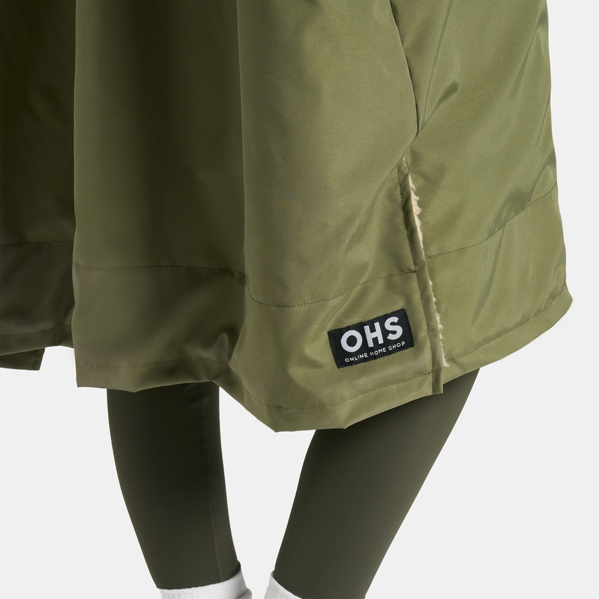 OHS Adults Water Resistant Sherpa Drying Robe, Khaki/Beige - Small/Medium>