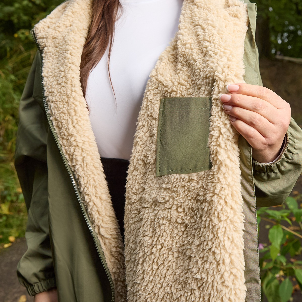 OHS Adults Water Resistant Sherpa Drying Robe - Khaki/Beige>