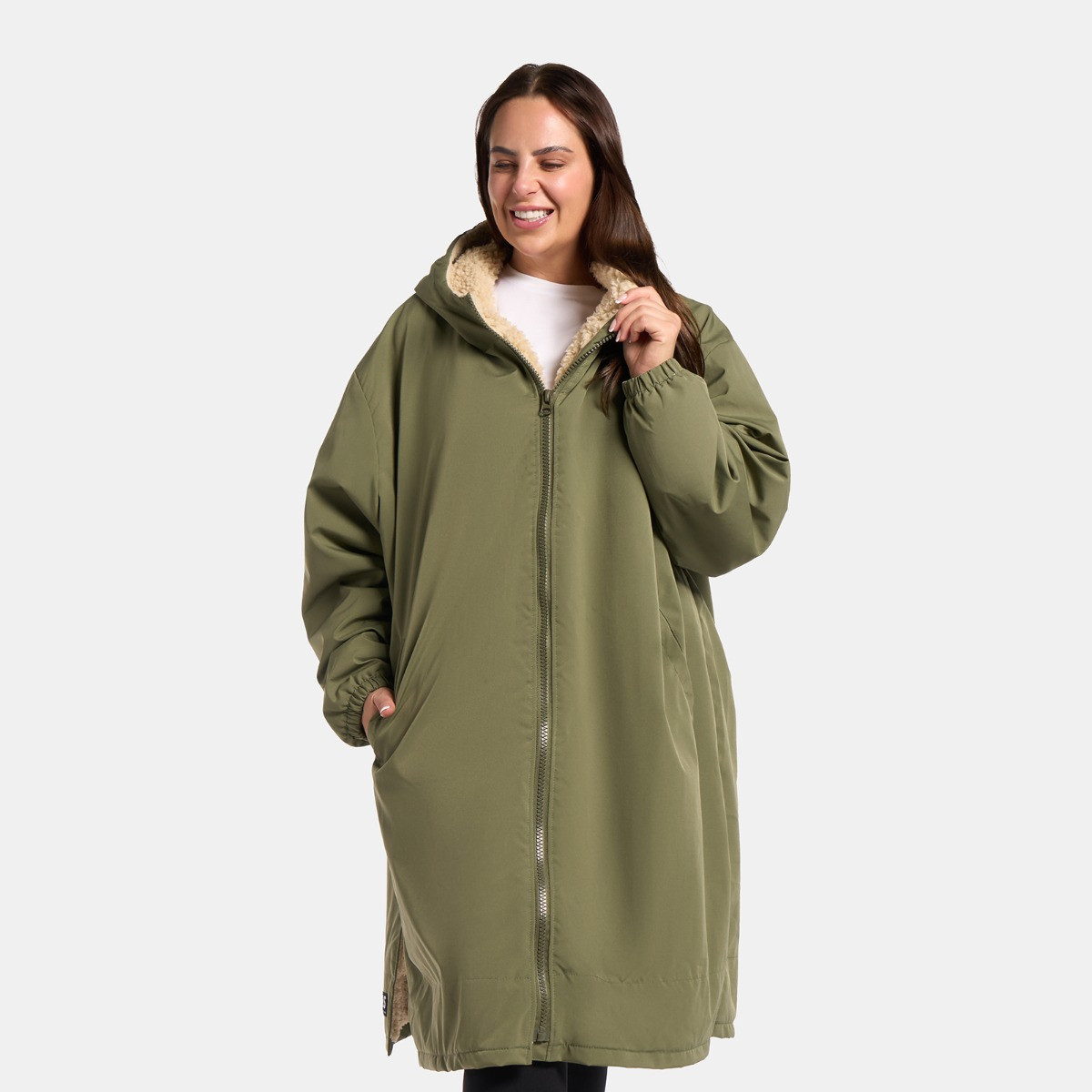 OHS Adults Water Resistant Sherpa Drying Robe - Khaki/Beige>
