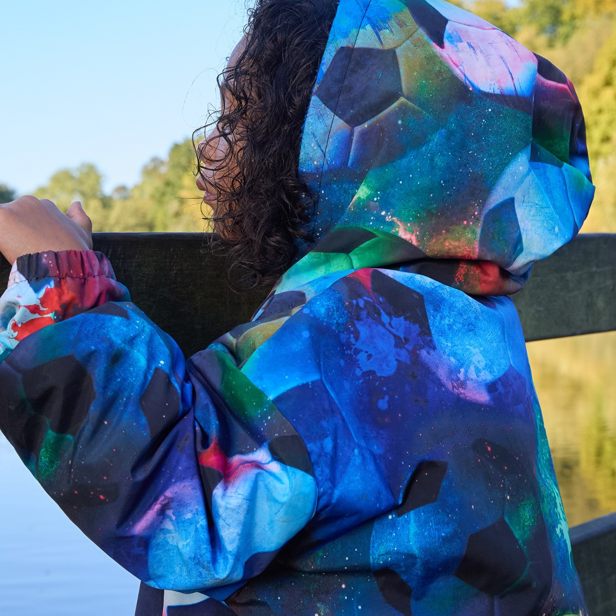 OHS Kids Water Resistant Football Sherpa Drying Robe - Neon>