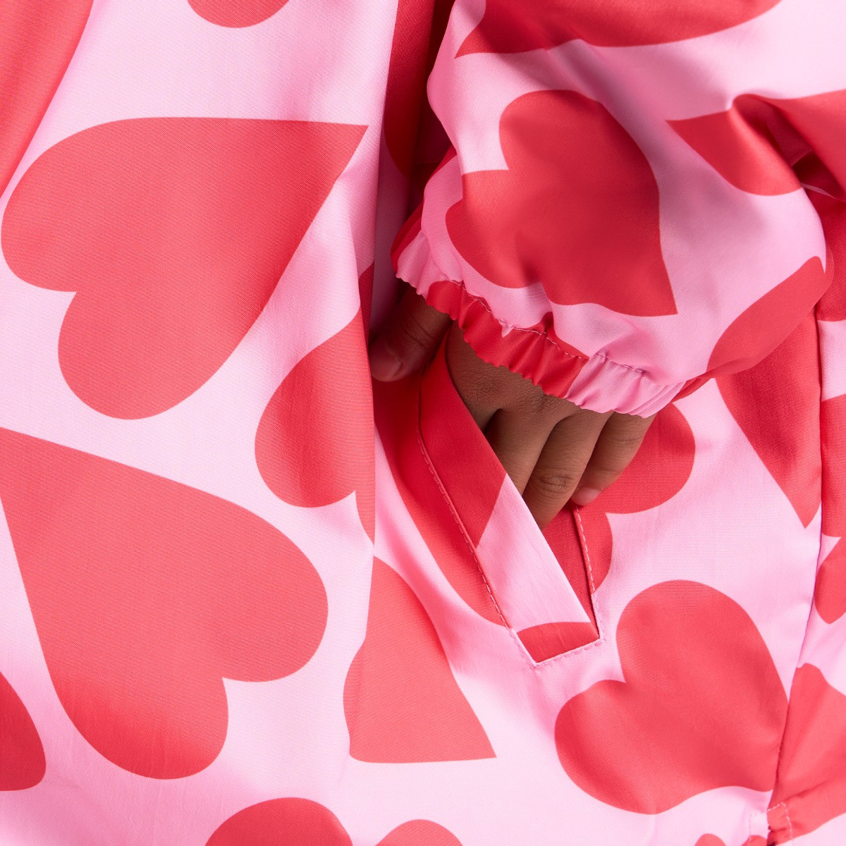 OHS Kids Water Resistant Heart Print Sherpa Drying Robe, Pink/Red - Large/Extra Large>