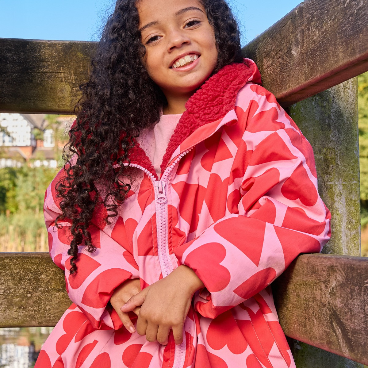 OHS Kids Water Resistant Heart Print Sherpa Drying Robe - Pink/Red>