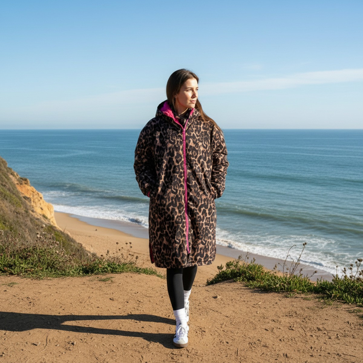 OHS Adults Water Resistant Leopard Print Sherpa Drying Robe - Natural/Pink>