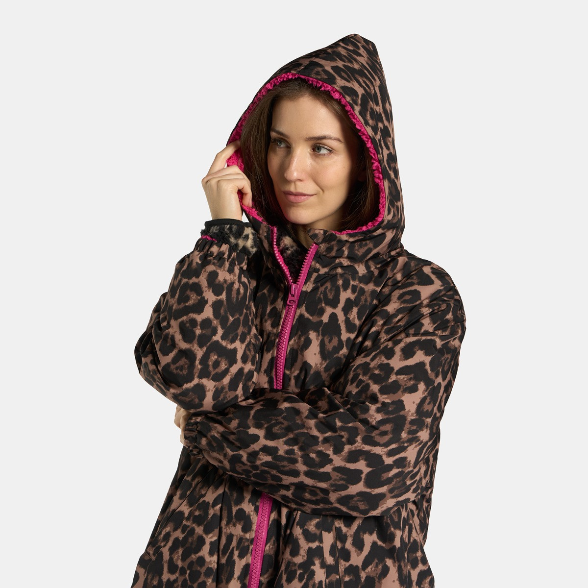 OHS Adults Water Resistant Leopard Print Sherpa Drying Robe, Natural/Pink -Large/Extra Large>