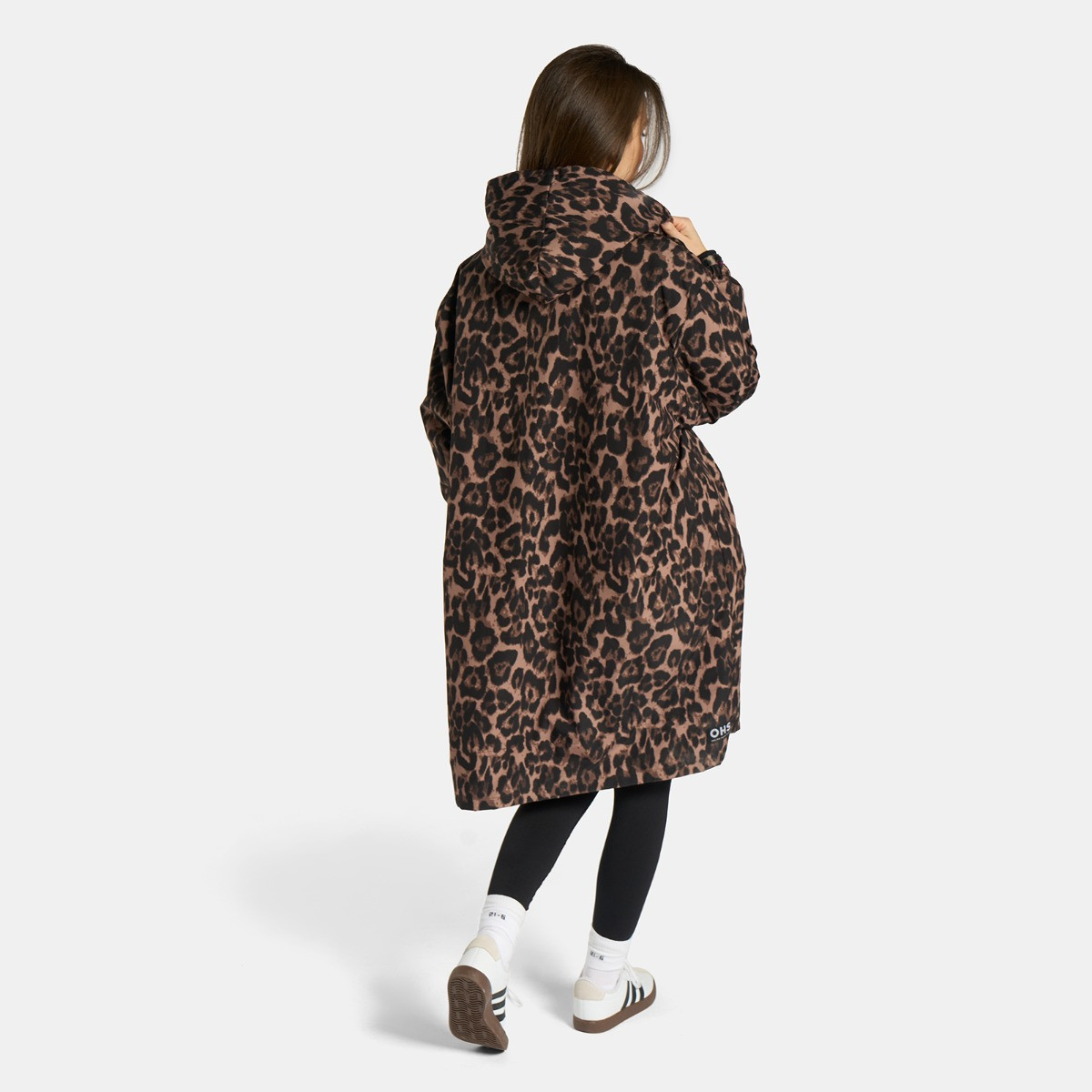 OHS Adults Water Resistant Leopard Print Sherpa Drying Robe, Natural/Pink -Large/Extra Large>
