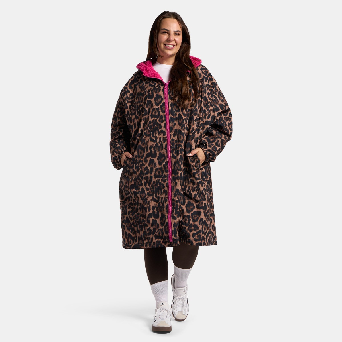 OHS Adults Water Resistant Leopard Print Sherpa Drying Robe - Natural/Pink>