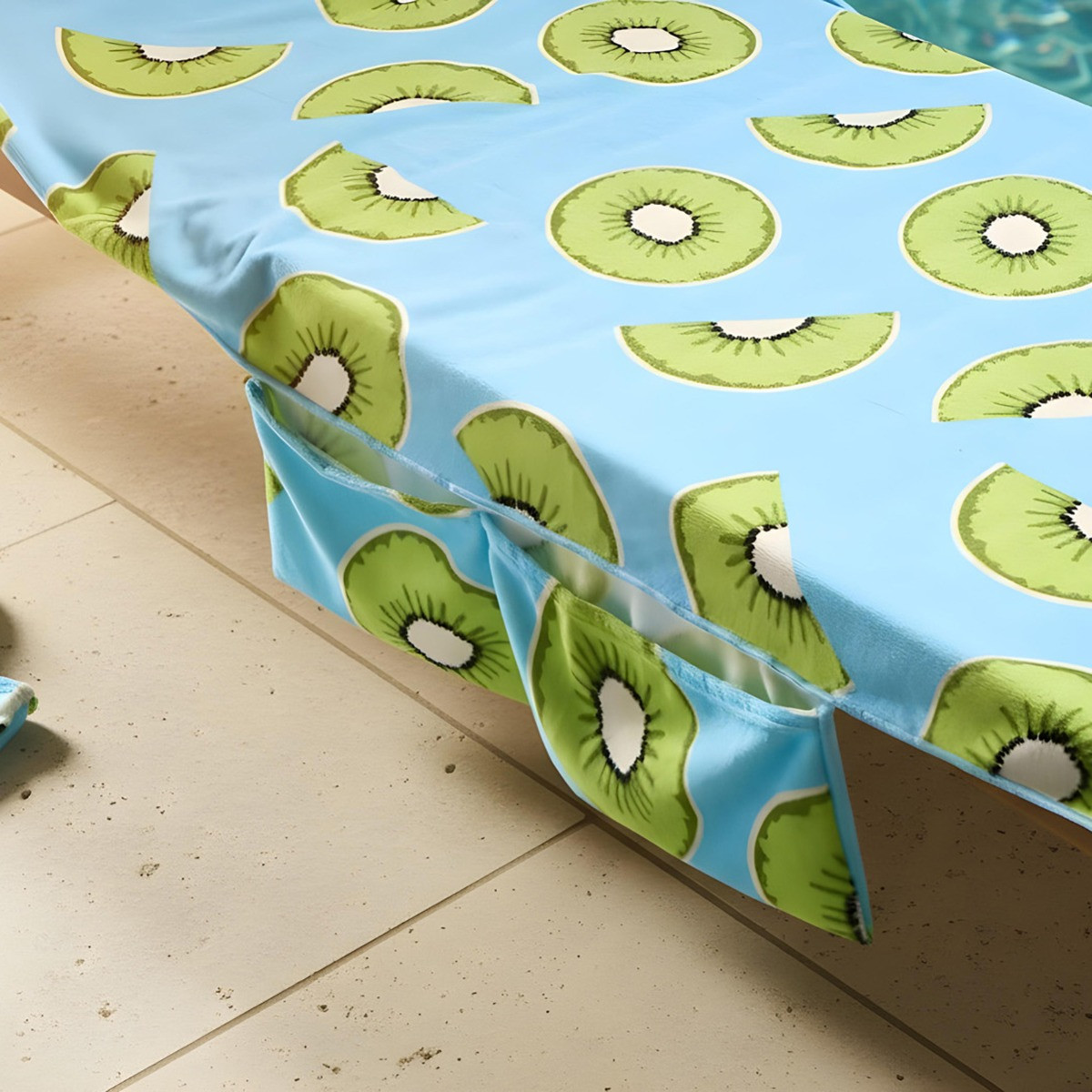 OHS Kiwi Print Beach Towel in a Bag - Blue>