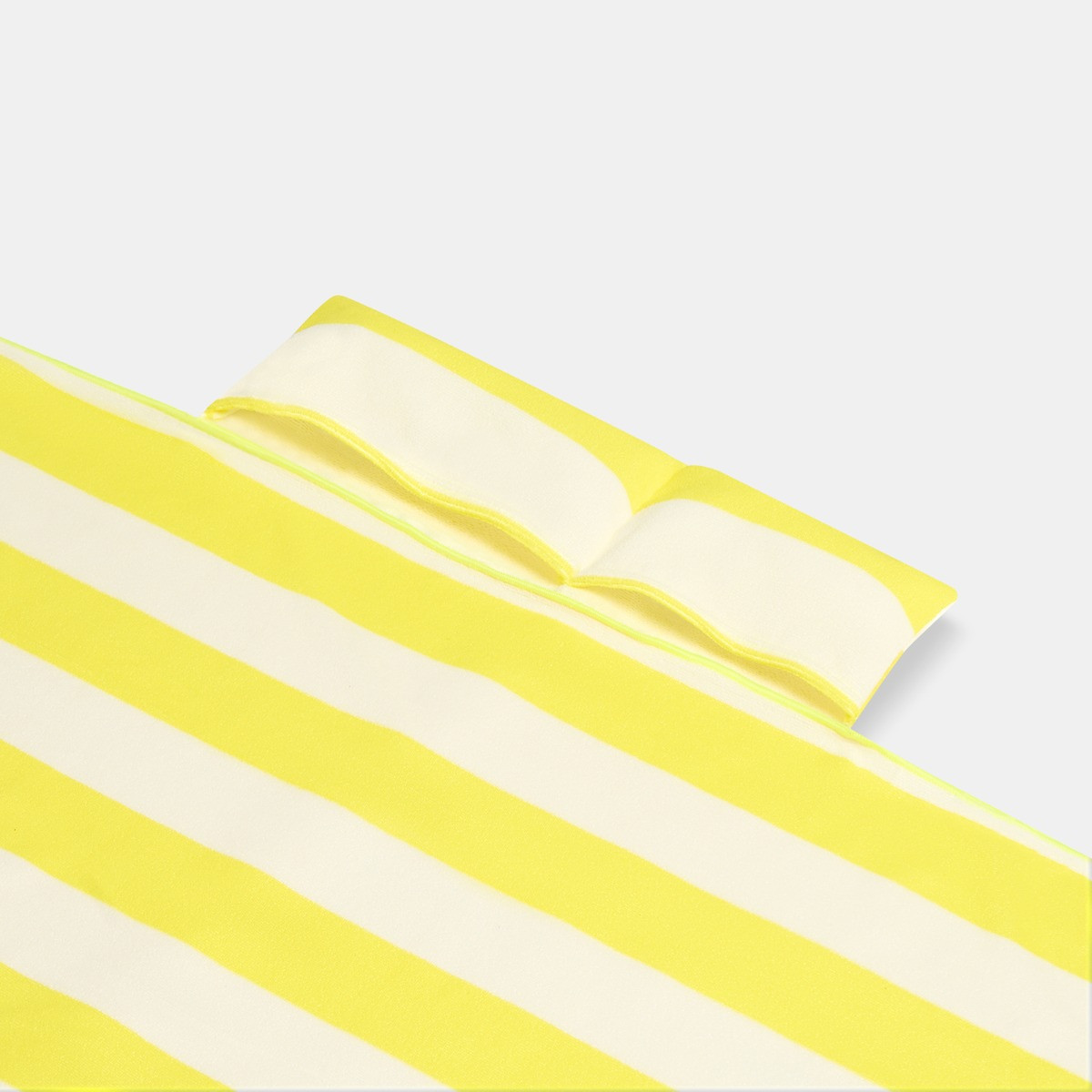 OHS Vertical Stripe Beach Towel in a Bag - Yellow>