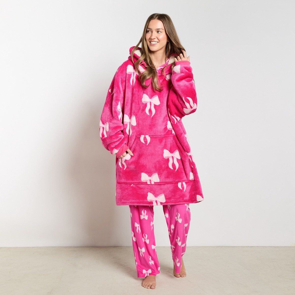 OHS Adults Bow Print Hoodie Blanket - Hot Pink>