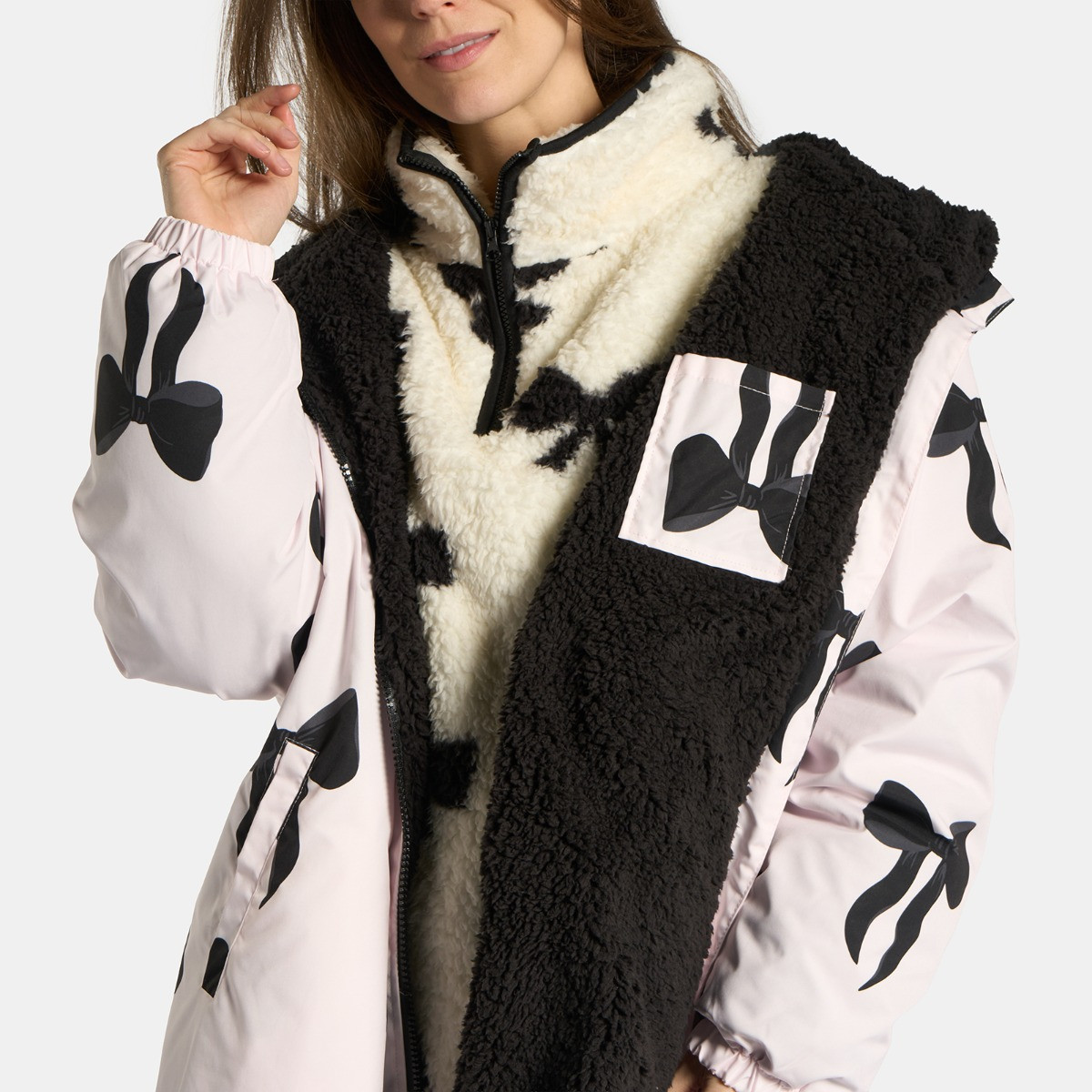 OHS Adult Water Resistant Sherpa Bow Print Drying Robe - Monochrome>