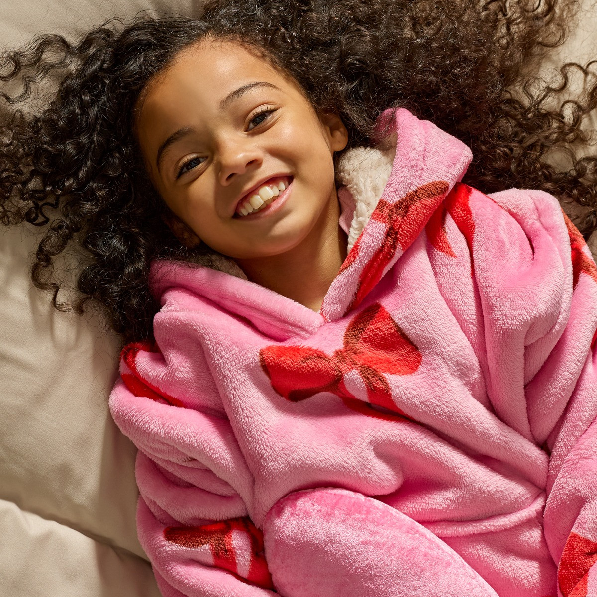 OHS Kids Bow Print Hoodie Blanket - Pink>