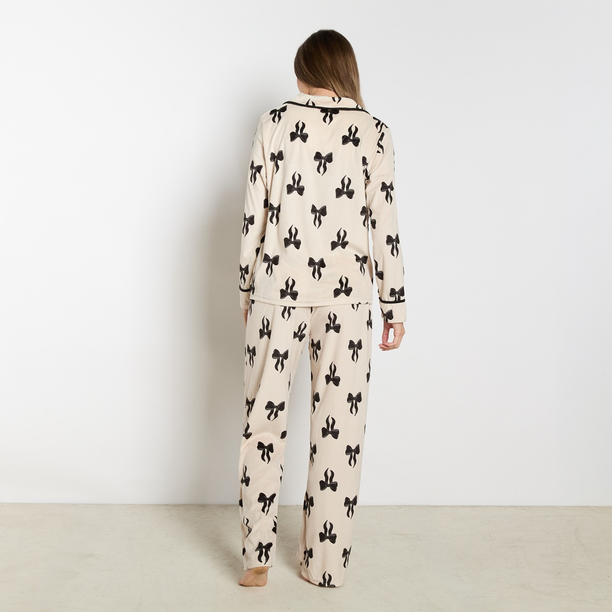 OHS Bow Print Button Through Pyjama Set, Monochrome - Small/Medium>