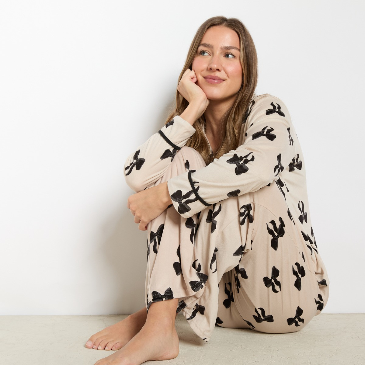 OHS Bow Print Button Through Pyjama Set, Monochrome - Small/Medium>