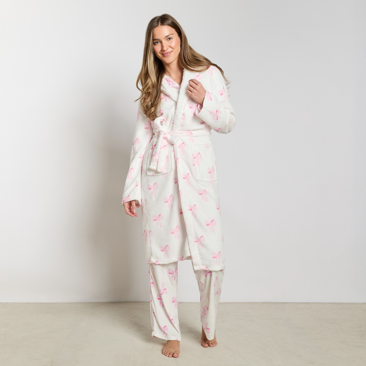 OHS Bow Print Dressing Gown, Adults - White>