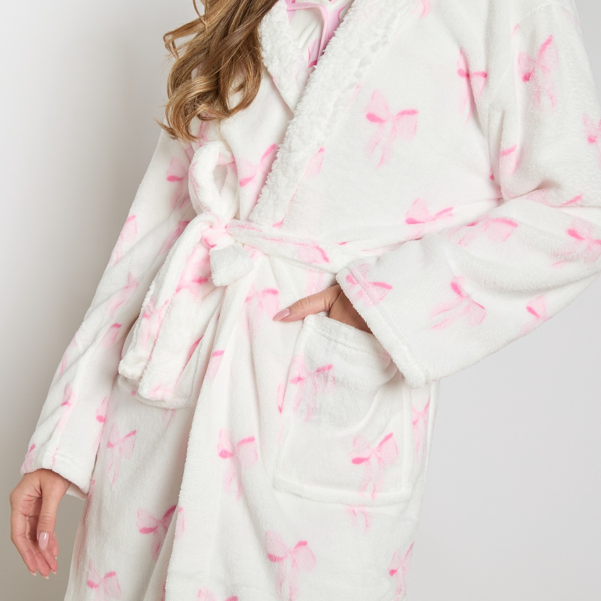 OHS Bow Print Dressing Gown, Adults - White>