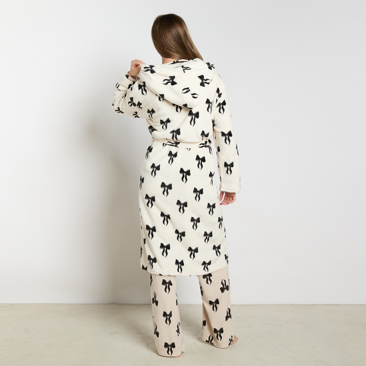 OHS Bow Print Dressing Gown, Adults - Monochrome>