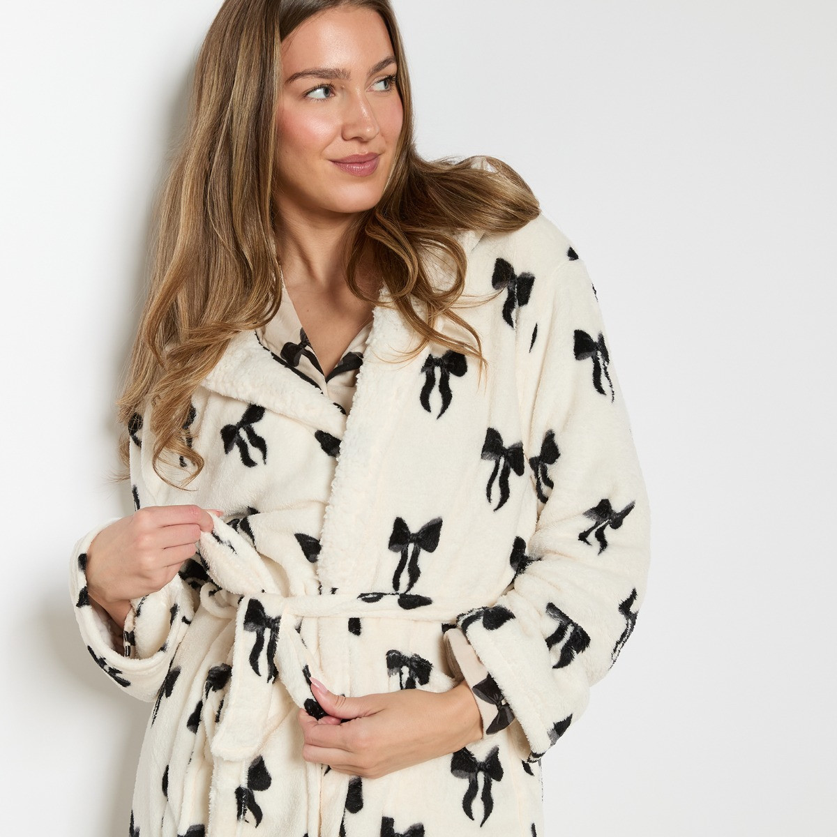 OHS Bow Print Dressing Gown, Adults - Monochrome>