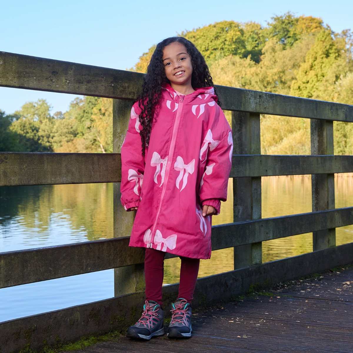 OHS Kids Water Resistant Bow Print Sherpa Drying Robe, Pink - Small/Medium>