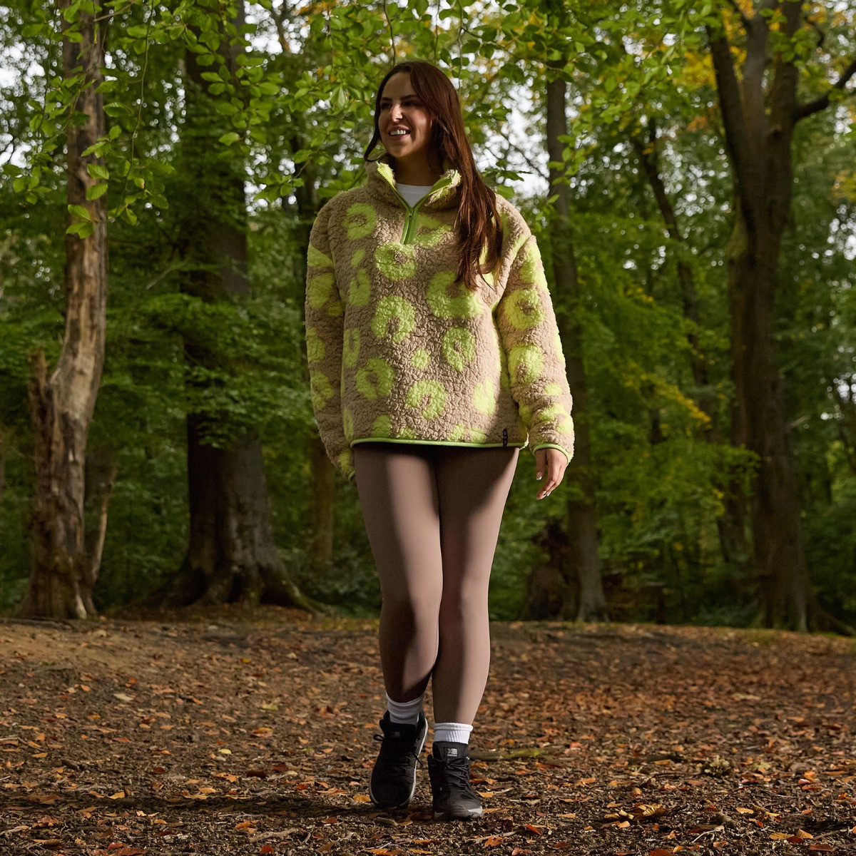 OHS Teddy Abstract Leopard Print Half Zip Fleece, Natural/Neon - Small/Medium>