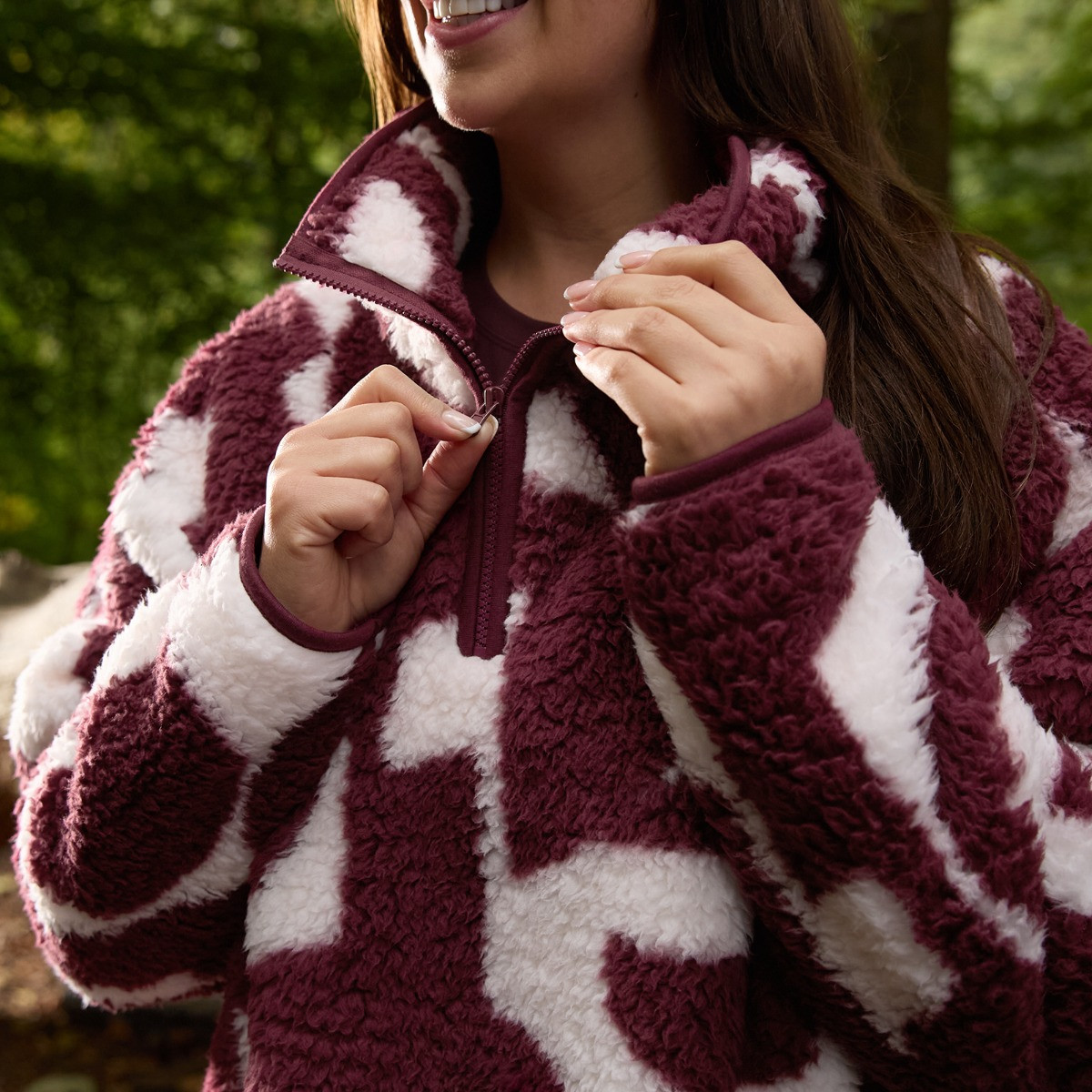 OHS Teddy Geometric Print Half Zip Fleece - Burgundy/White