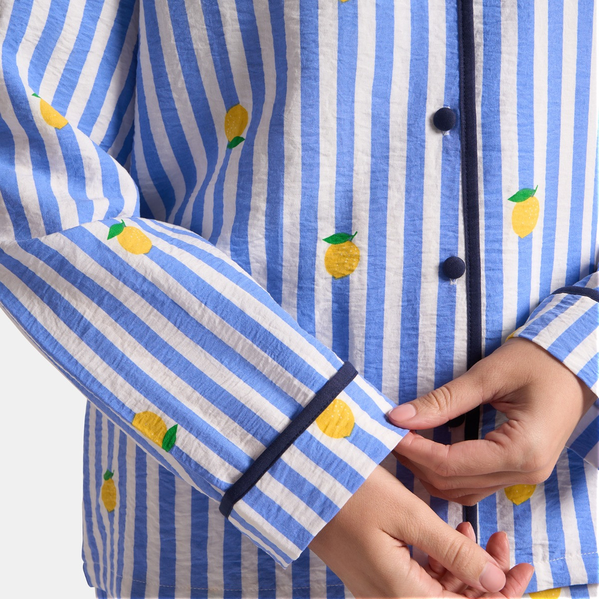 OHS Lemon Print Striped Seersucker Pyjama Set, Blue - Small/Medium>