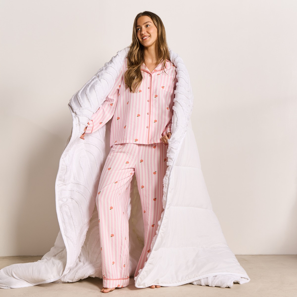 OHS Peach Print Striped Seersucker Pyjama Set, Pink - Large/Extra Large>