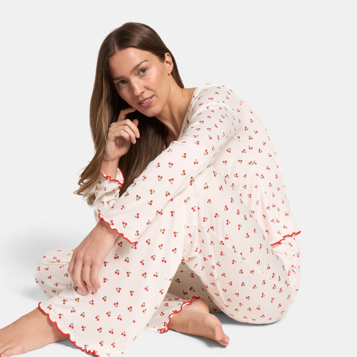 OHS Cherry Print Lettuce Edge Pyjama Set, White - Large/Extra Large>
