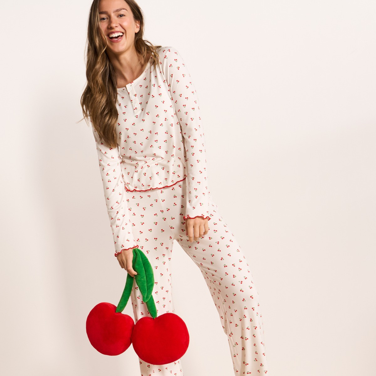 OHS Cherry Print Lettuce Edge Pyjama Set, White - Large/Extra Large>