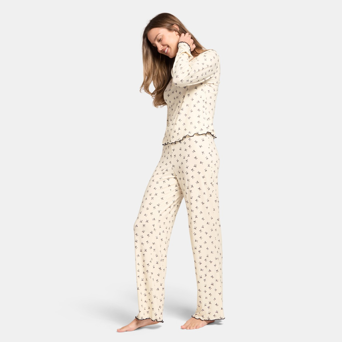 OHS Bow Print Lettuce Edge Pyjama Set - Monochrome>