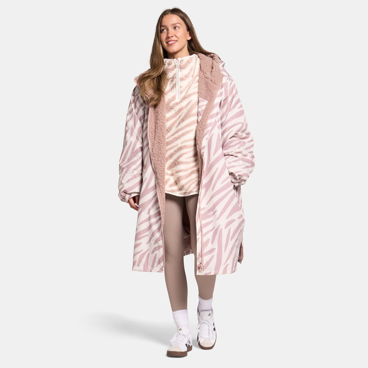 OHS Adults Water Resistant Zebra Print Sherpa Drying Robe - Beige>