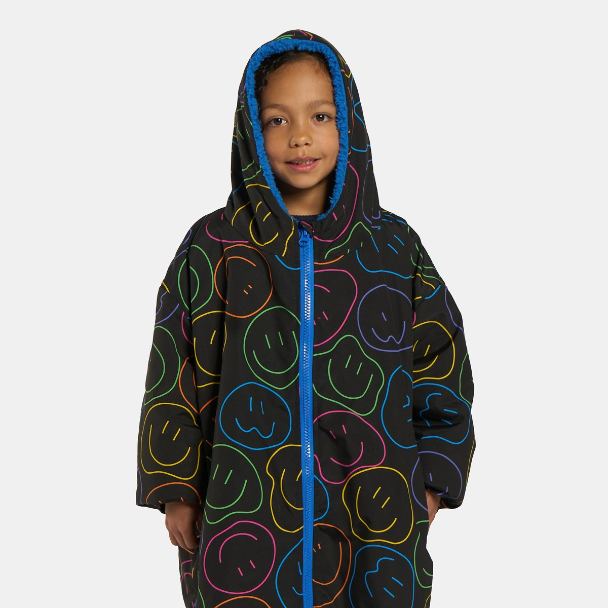 OHS Kids Water Resistant Neon Smiley Print Sherpa Drying Robe, Black - Small/Medium>