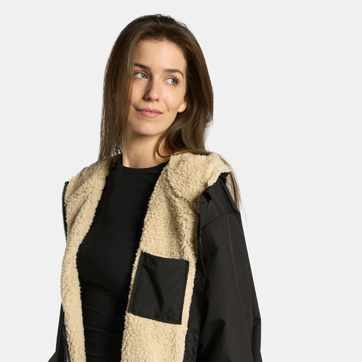 OHS Adults Water Resistant Sherpa Drying Robe - Black/Beige>