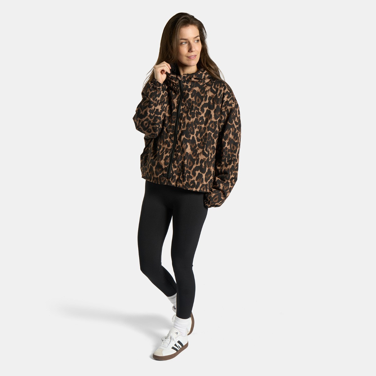 OHS Adults Water Resistant Leopard Print Sherpa Cropped Drying Robe - Natural>