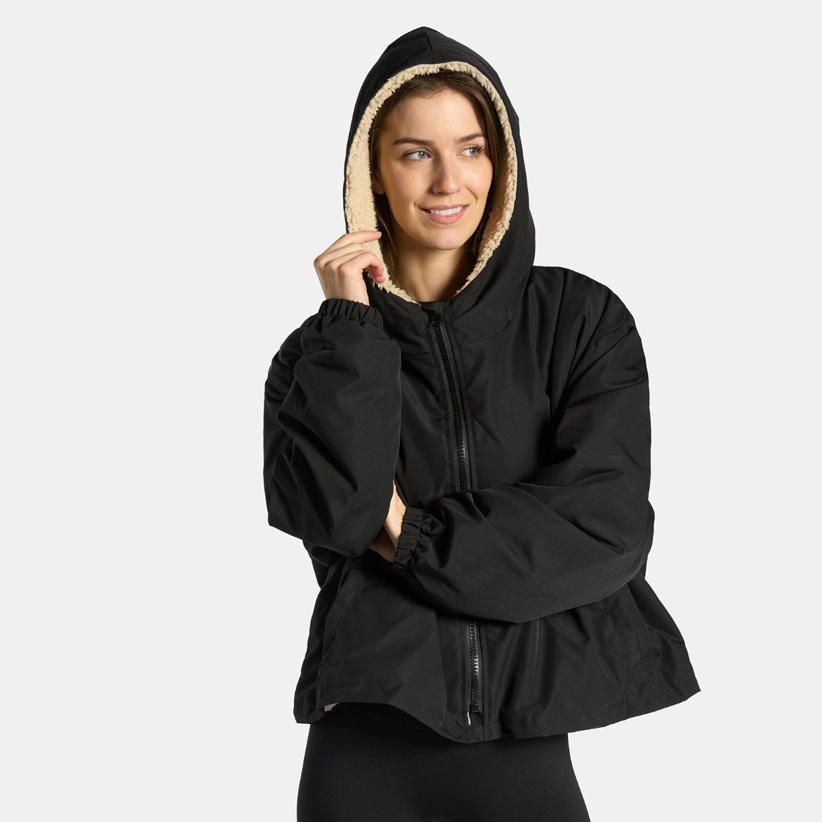 OHS Adults Water Resistant Sherpa Cropped Drying Robe - Black/Beige>