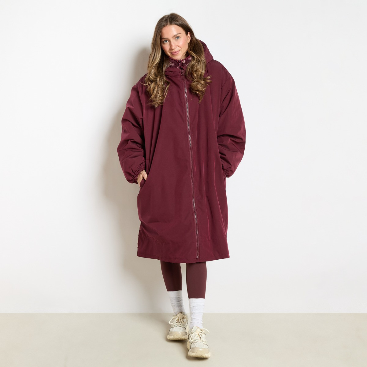 OHS Adults Water Resistant Sherpa Drying Robe - Burgundy>