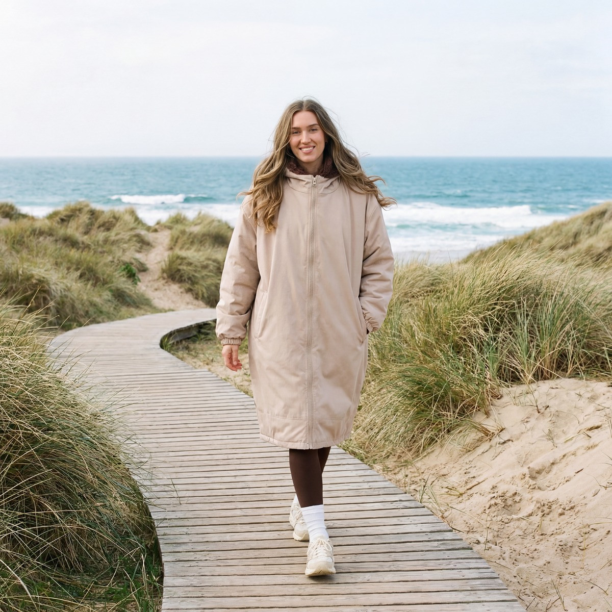 OHS Adults Water Resistant Sherpa Drying Robe - Beige>