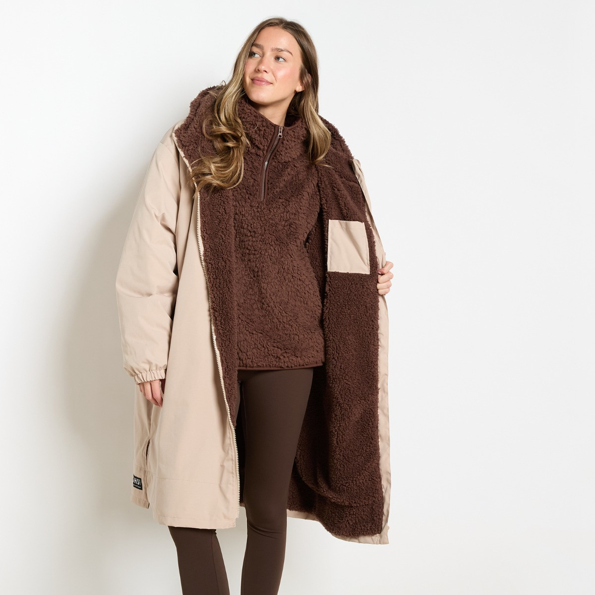 OHS Adults Water Resistant Sherpa Drying Robe - Beige>