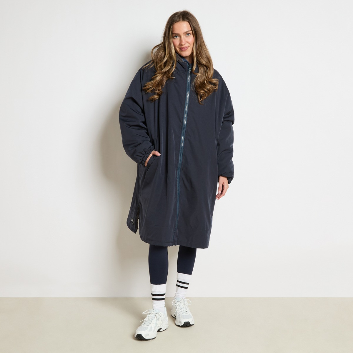OHS Adults Water Resistant Sherpa Drying Robe - Navy Blue>