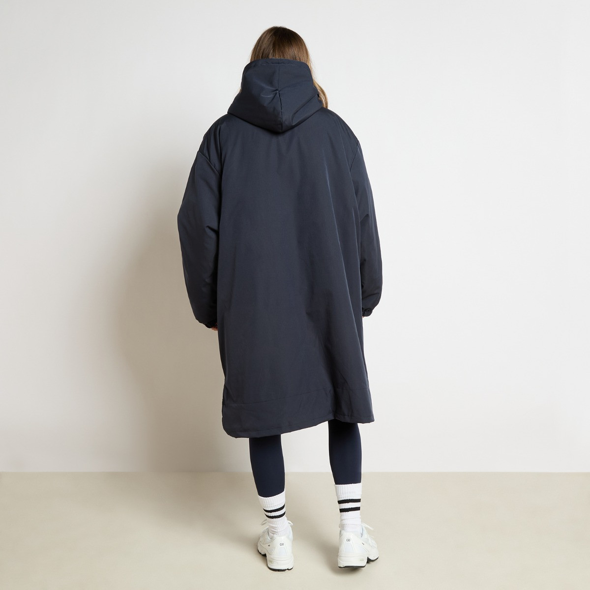 OHS Adults Water Resistant Sherpa Drying Robe - Navy Blue>