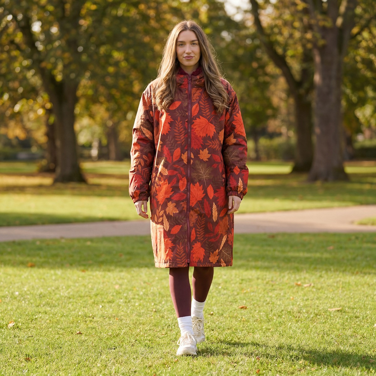 OHS Adults Water Resistant Autumn Leaves Print Sherpa Drying Robe - Orange/Burgundy>