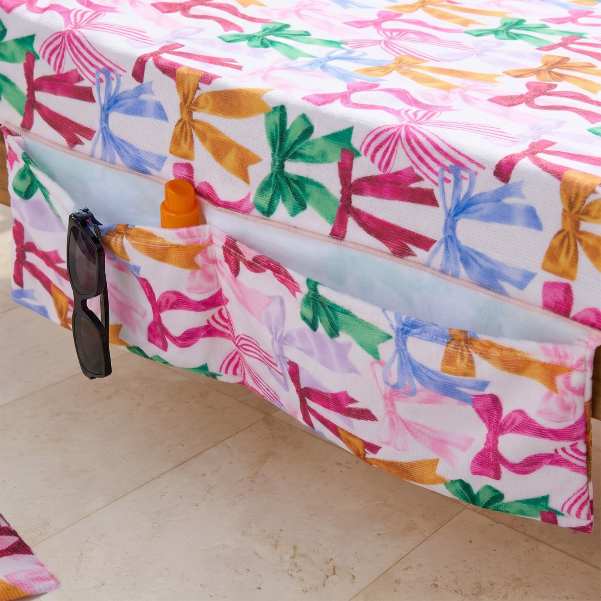 OHS Multi Bow Print Beach Towel in a Bag - Pink>
