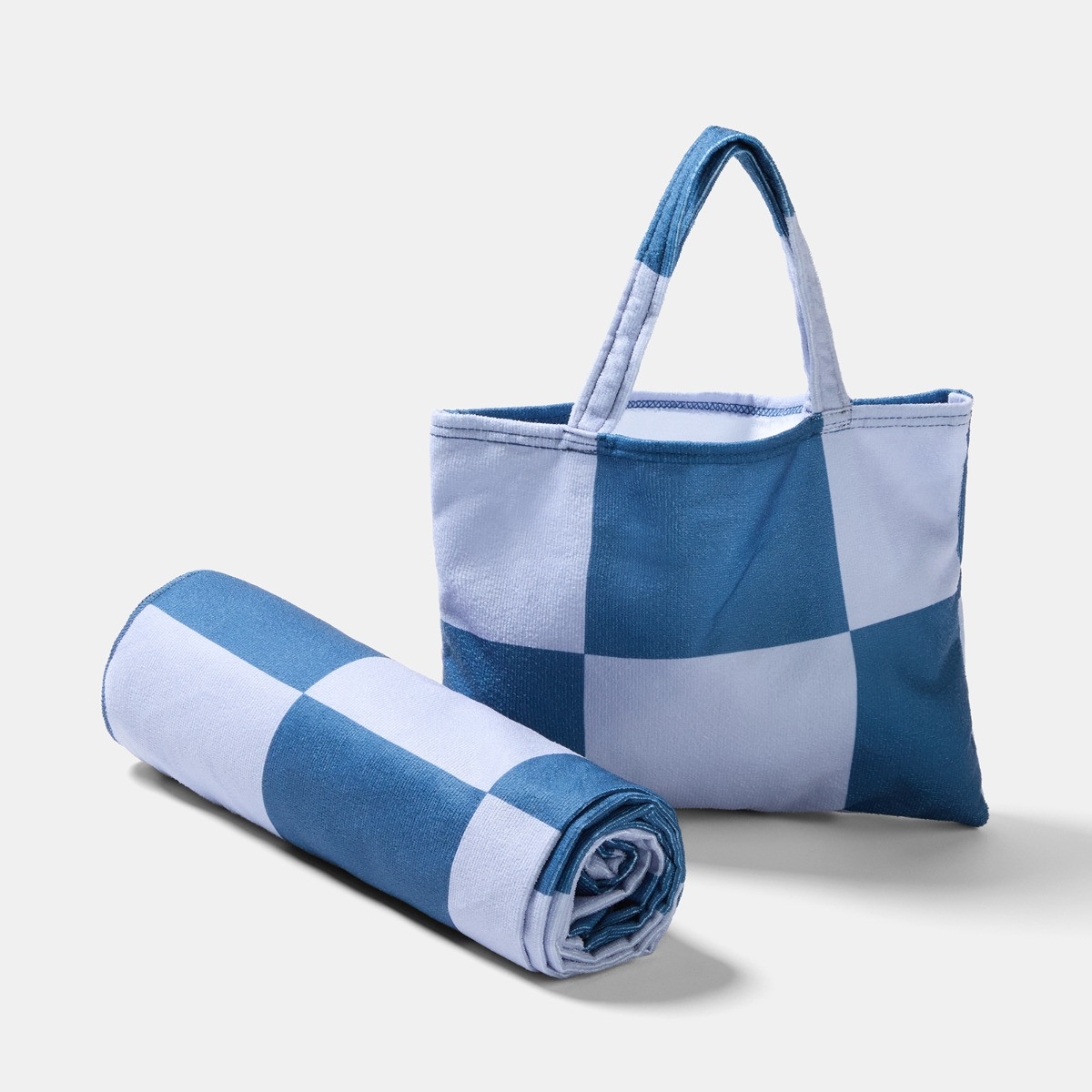 OHS Checkerboard Beach Towel in a Bag - Blue>